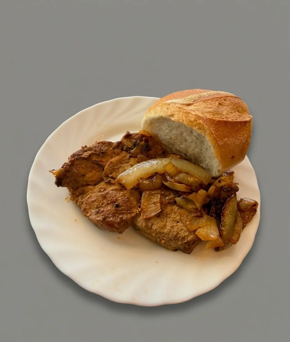 Rostbrätel mit Brötchen